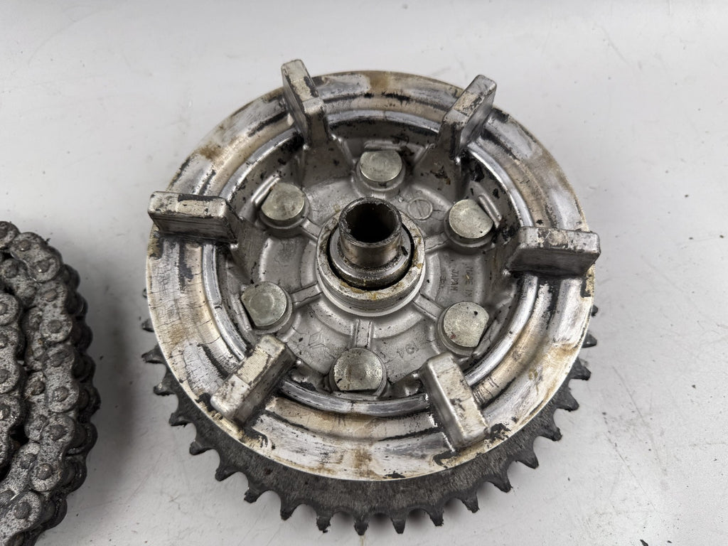 Suzuki GSX 750 AE Inazuma Kettensatz Chain Ritzel Kettenrad Antrieb Kettenkit