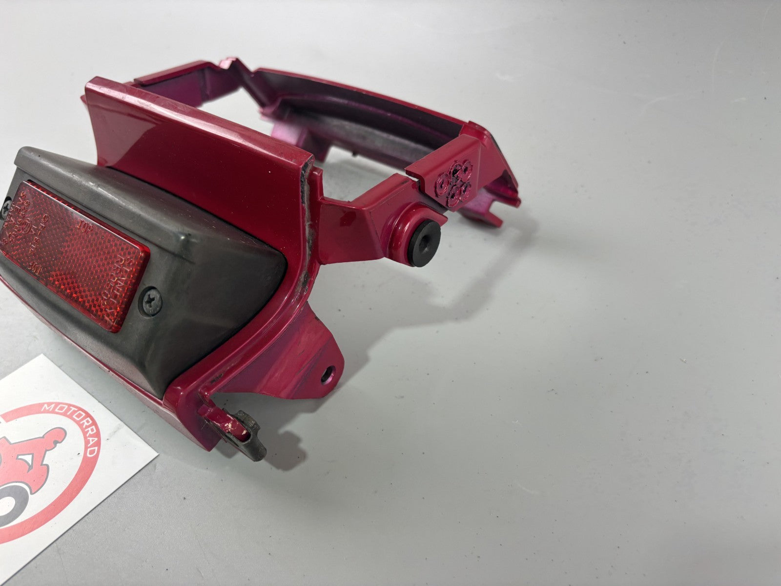 Kawasaki ZZR600D ZX600D Heckverkleidung mitte Rücklicht Backlight Cover