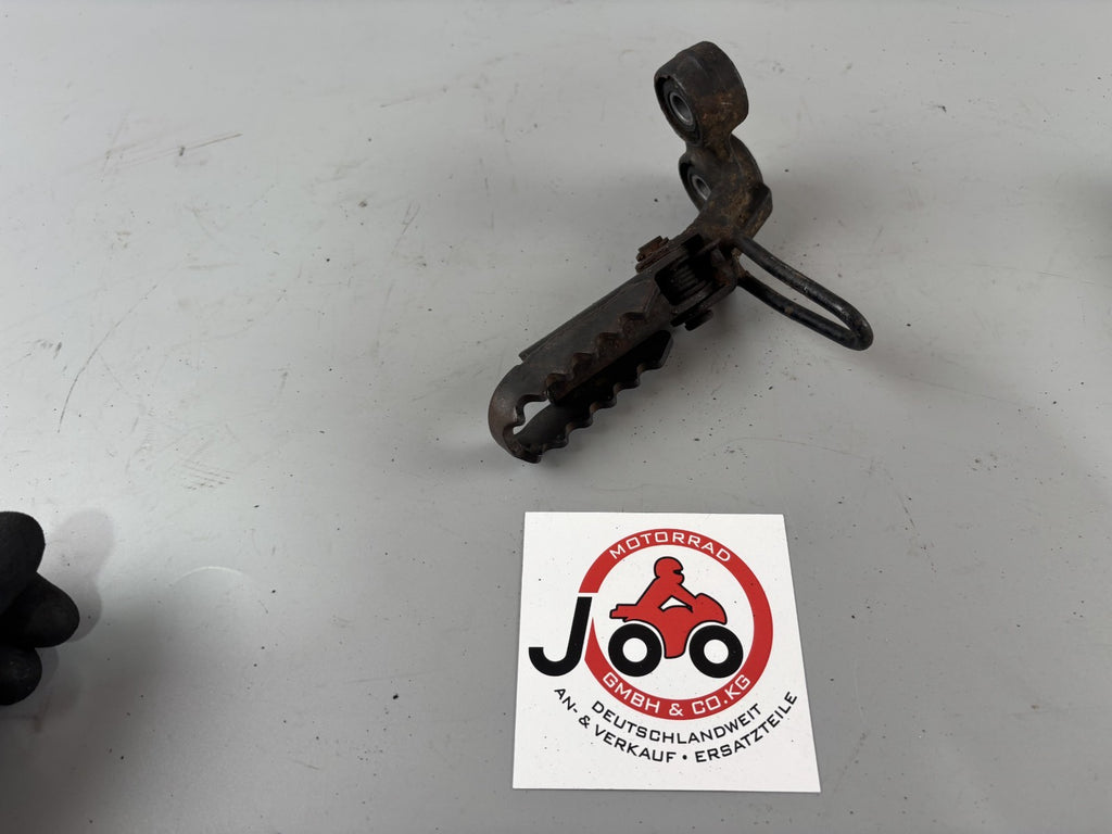 Suzuki DR 800 S DR BIG SR43 A/B Fußraste Fahrerfußraste Hanger links left