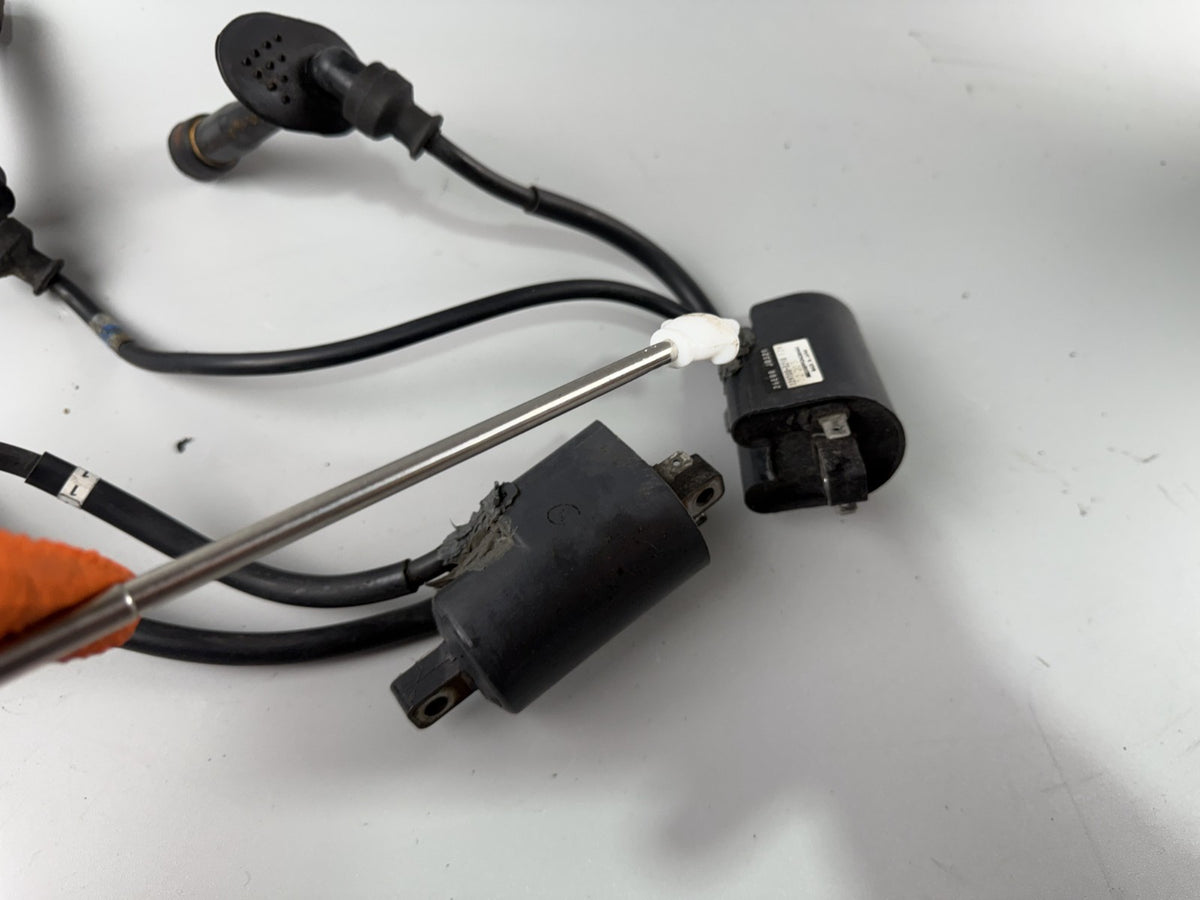 Suzuki GSF600 GN77B Bandit Zündspulen Zündspule Zündkabel Zündstecker Ignition