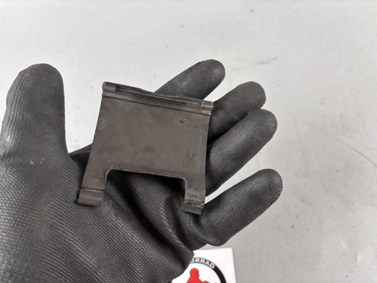Suzuki GSX-R 1100 W GU75C Bremssattel Abdeckung Cover Deckel