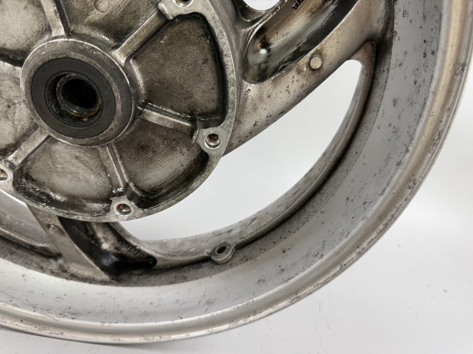 Honda NT650V Deauville RC47 Hinterradfelge Rim back hinten Rad