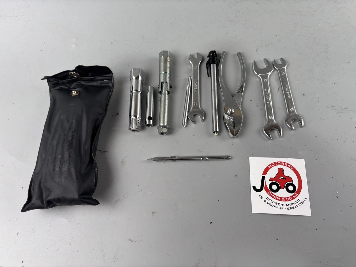 Kawasaki ZRX1100 ZRT10C Bordwerkzeug Tools Motorrad