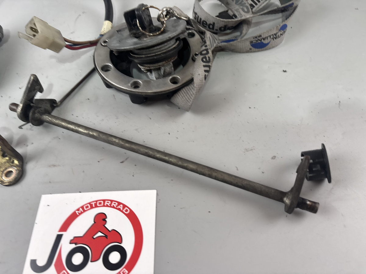 Yamaha TDM 850 3VD Schlosssatz Zündschloss Tankschloss Sitzbank Key Lock