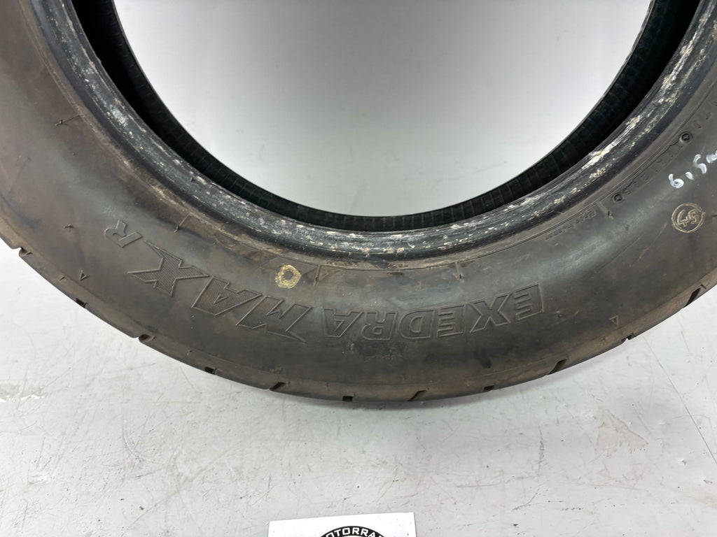Motorrad Reifen Wheel 140/90 15 Bridgestone Exedra Max 12/2023 DOT 6,5mm