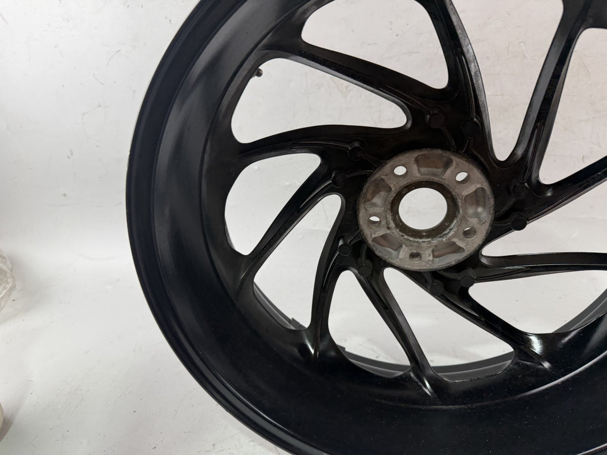 BMW F800 S Hinterradfelge Wheel Felge hinten back Rad RIM