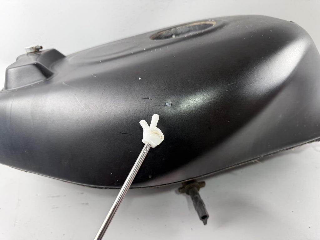 Suzuki GSX - R 1100 GV73C Tank Benzintank Fuel Gas Kraftstoff Treibstoff