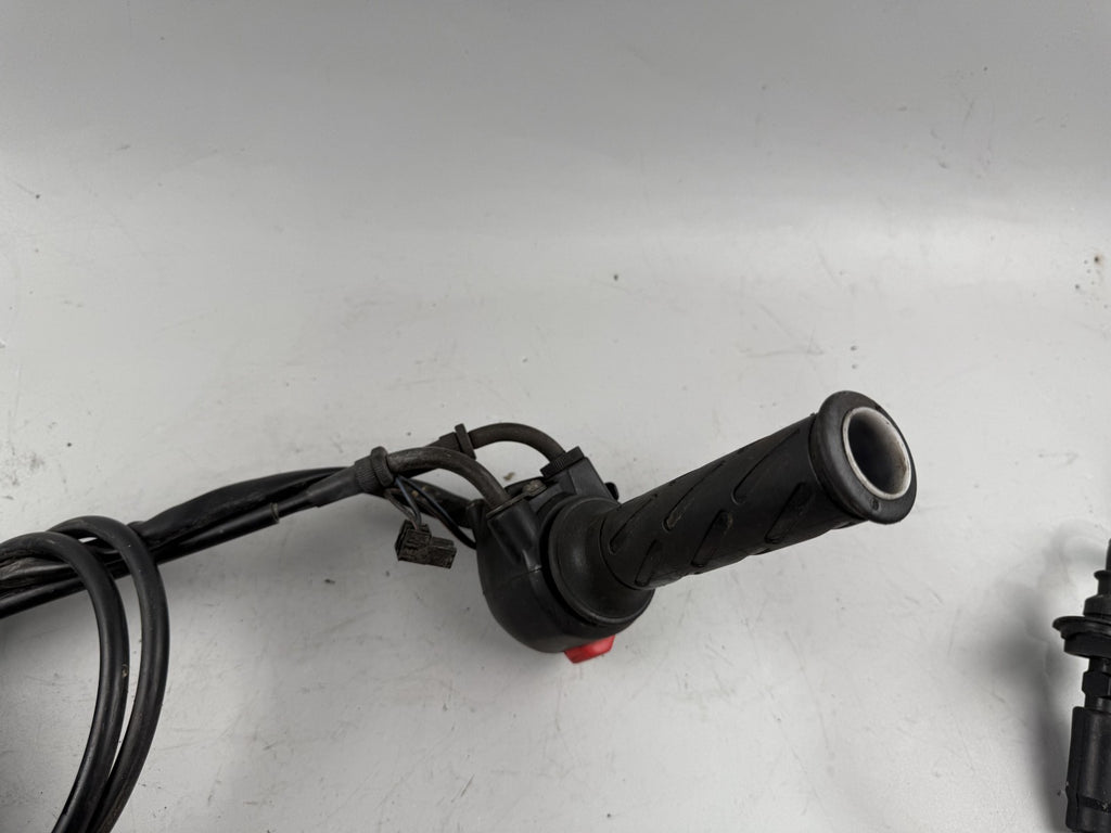 Suzuki GSX 750 AE Inazuma Lenkerschalter rechts right Handlebar Choke Switch