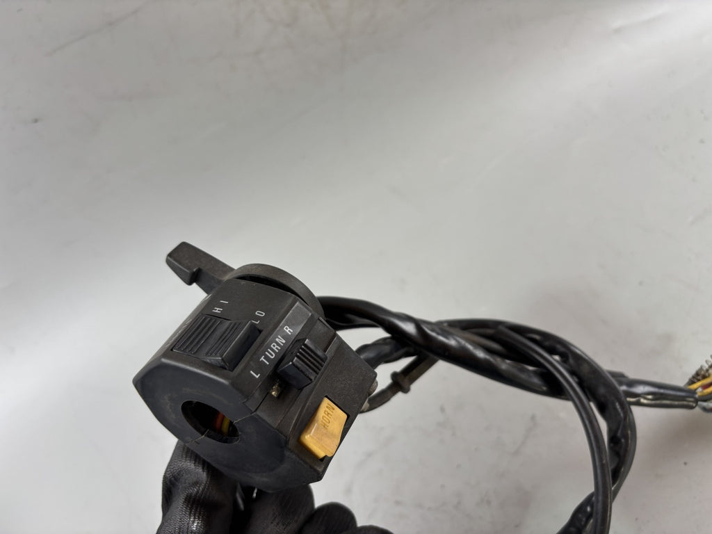 Suzuki GSX-R 1100 W GU75C Lenkerschalter Handlebar Lenkerarmatur links left Chok