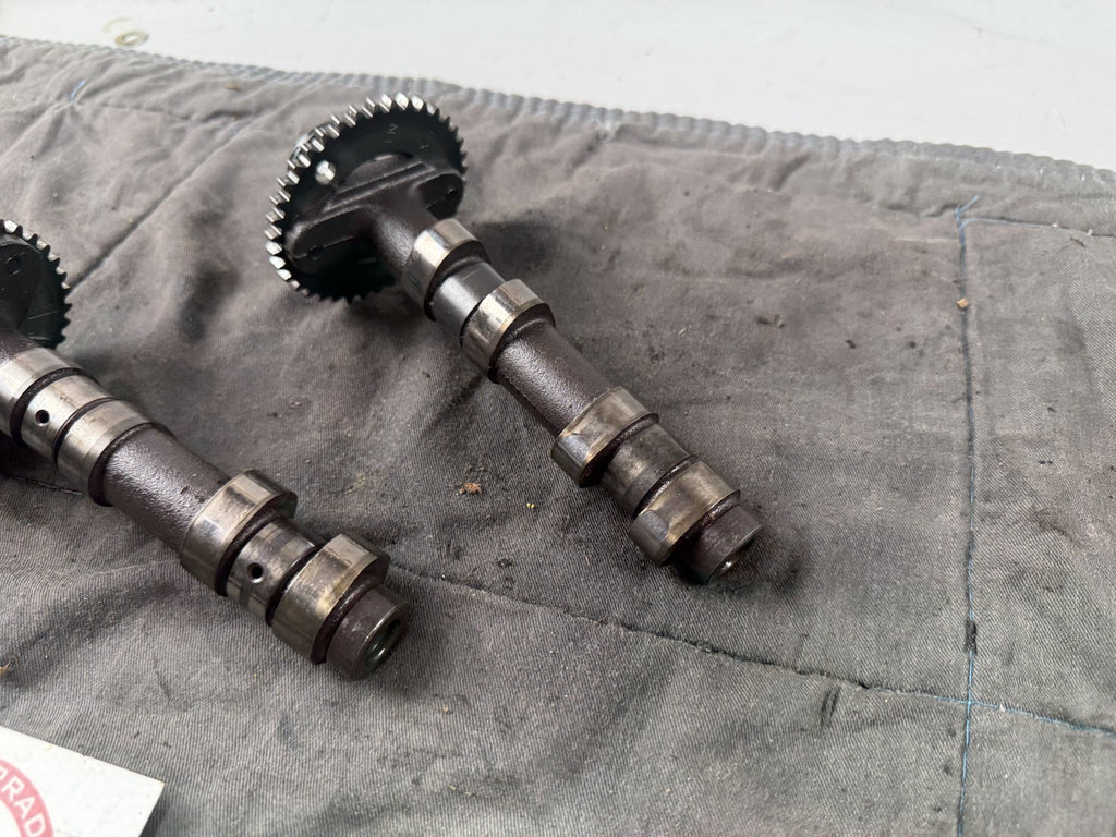 Kawasaki EL250 252 Eliminator Nockenwelle Einlasswelle Auslasswelle Motor Engine