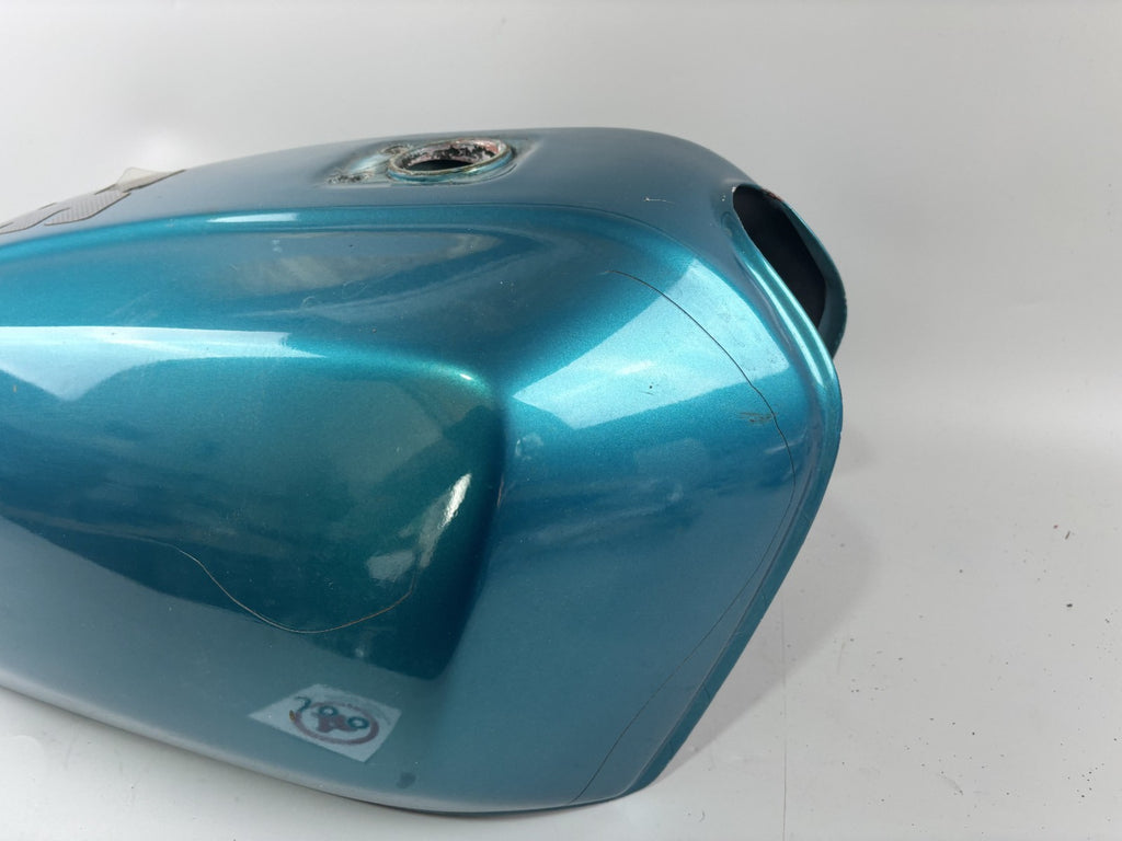 Kawasaki Z 750 GT KZ750P Tank Benzintank Kraftstofftank Fuel Gas Gasoline