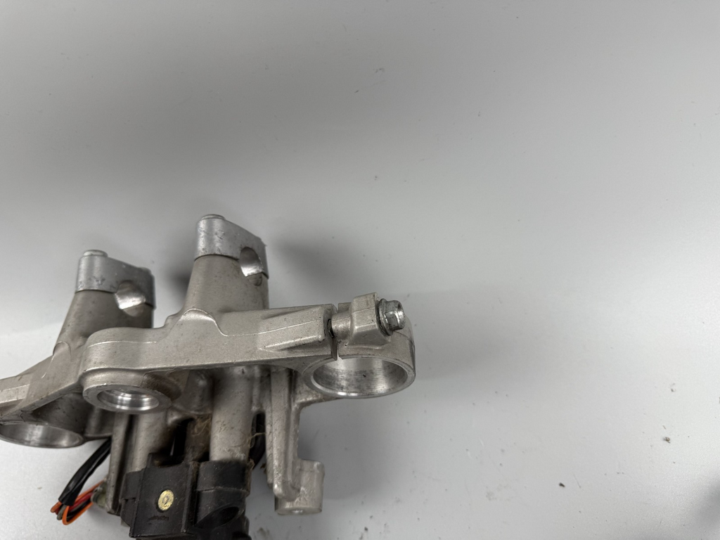 Suzuki GSX 750 AE Inazuma Schlosssatz Key Zündschloss Tankschloss Lock