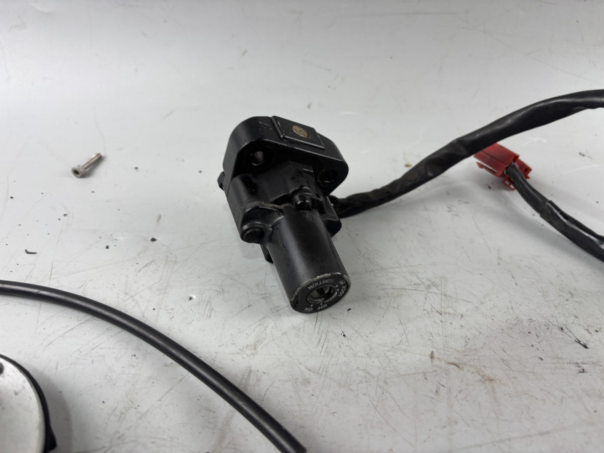 Yamaha FZS600 Fazer RJ02 Schlosssatz Key Lock Zündschloss Sitzbank Tankschloss