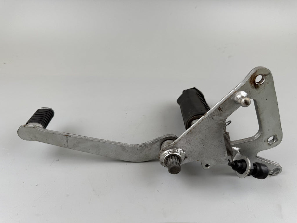 Suzuki GS500E GM51B Fußrastenanlage rechts Foot Hangers Bremspedal Brake