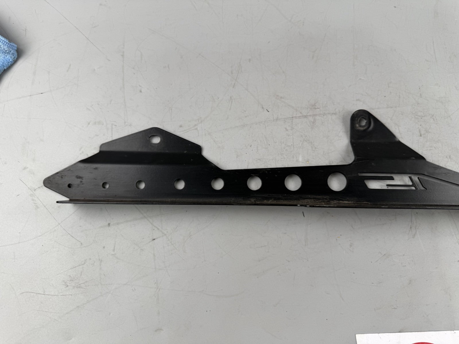 Suzuki SV650 S AV Kettenschutz Chain Abdeckung Deckel Edelstahl