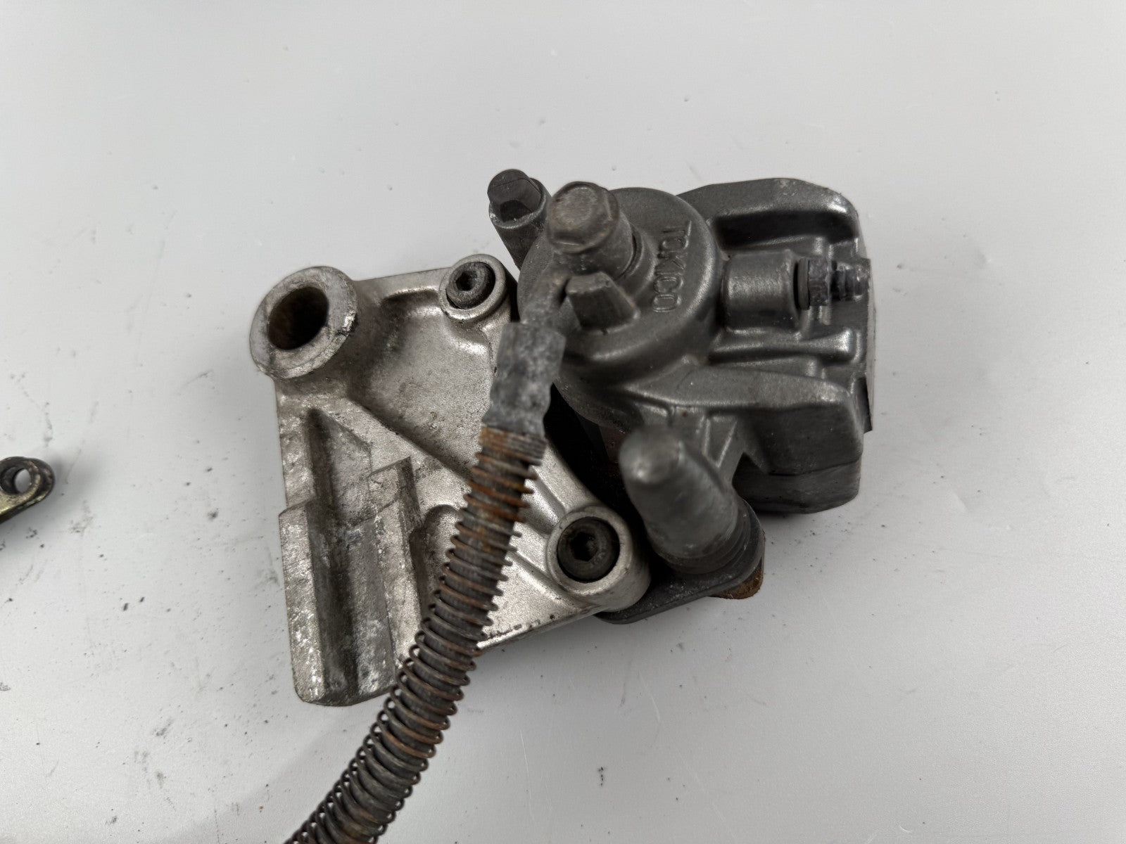 Kawasaki ZX-6R ZX600F Bremsanlage Brake Bremse hinten back Sattel Pumpe