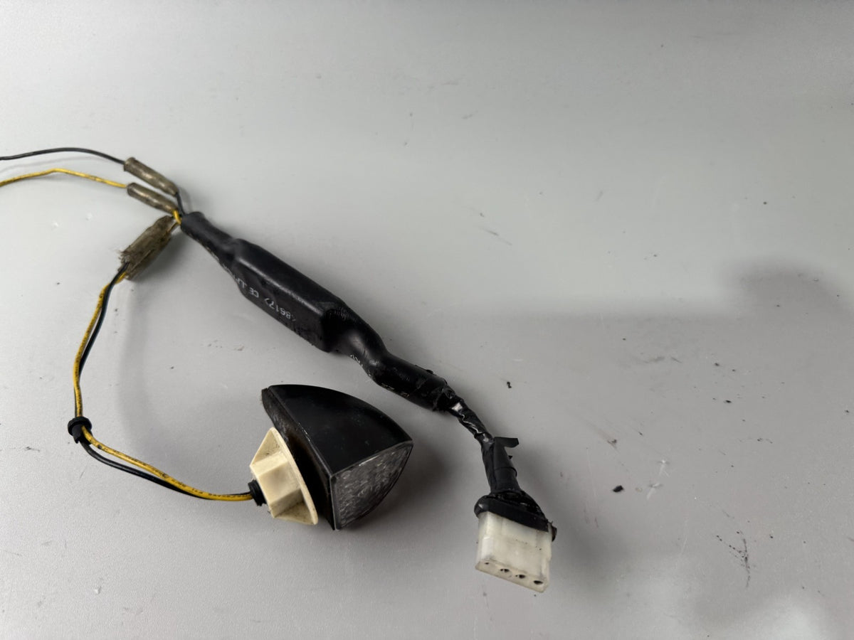 Suzuki GSX - R 1100 GV73C Blinker Blinkerpaar Turn Signal