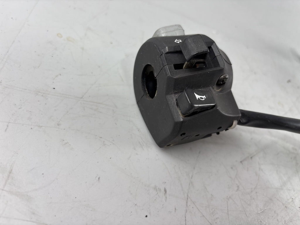 Yamaha YBR 125 RE05 Lenkerschalter links left Electric Switch Handlebar