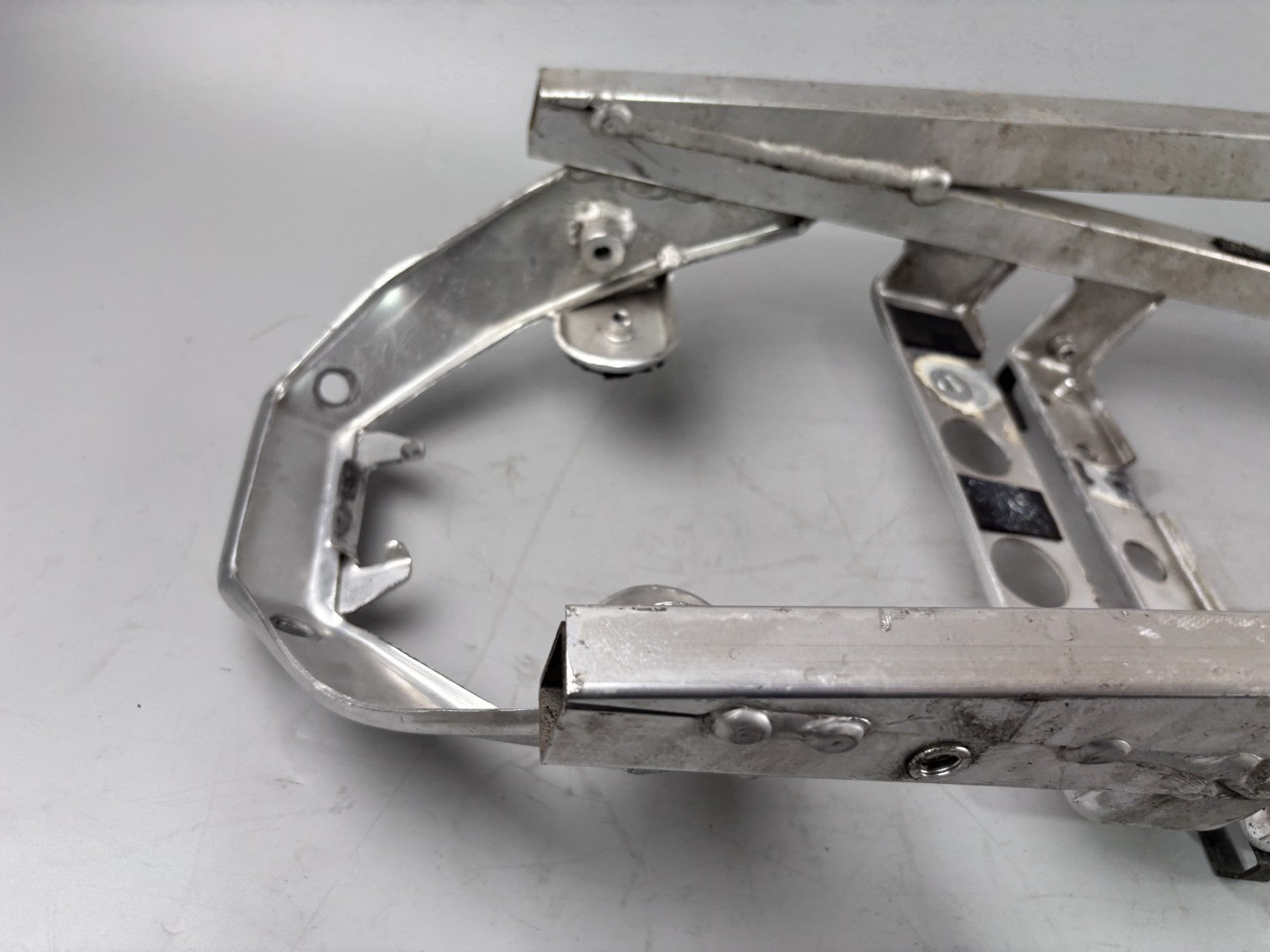 Suzuki GSX-R 750 W GR7BB Frame Heckrahmen Beifahrer Sozius