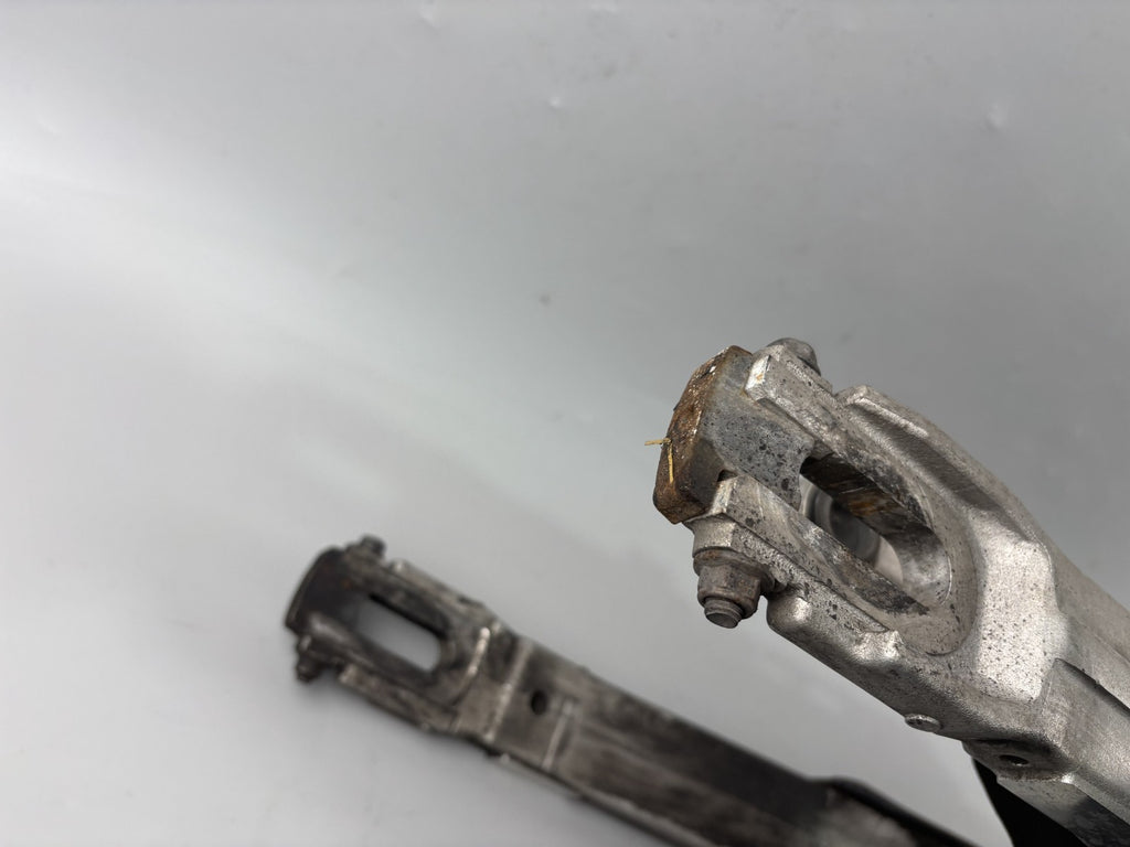 Honda VF 750 F RC15 Schwinge Schwingarm Swing Aufhängung Hinterrad Antrieb