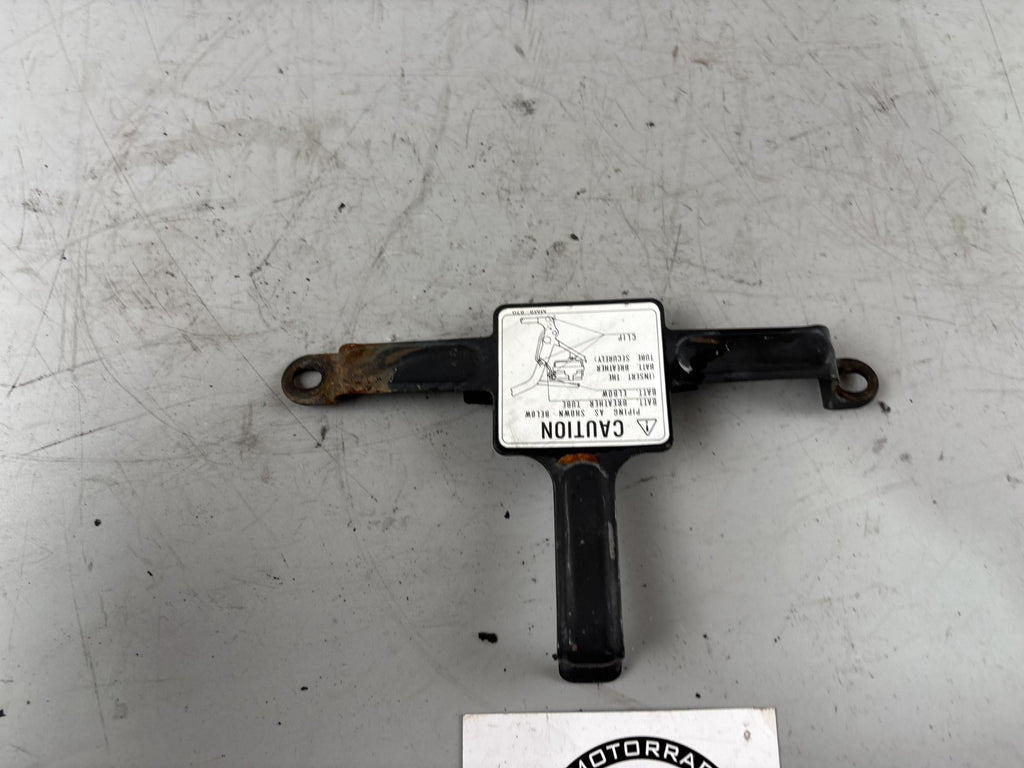 Honda Transalp XL 600 V PD06 Batteriehalter Halteklammer battery braket
