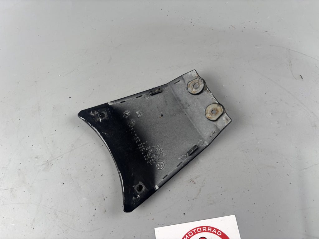 BMW F 650 CS Scarver Verkleidung Cover Abdeckung mitte hinten
