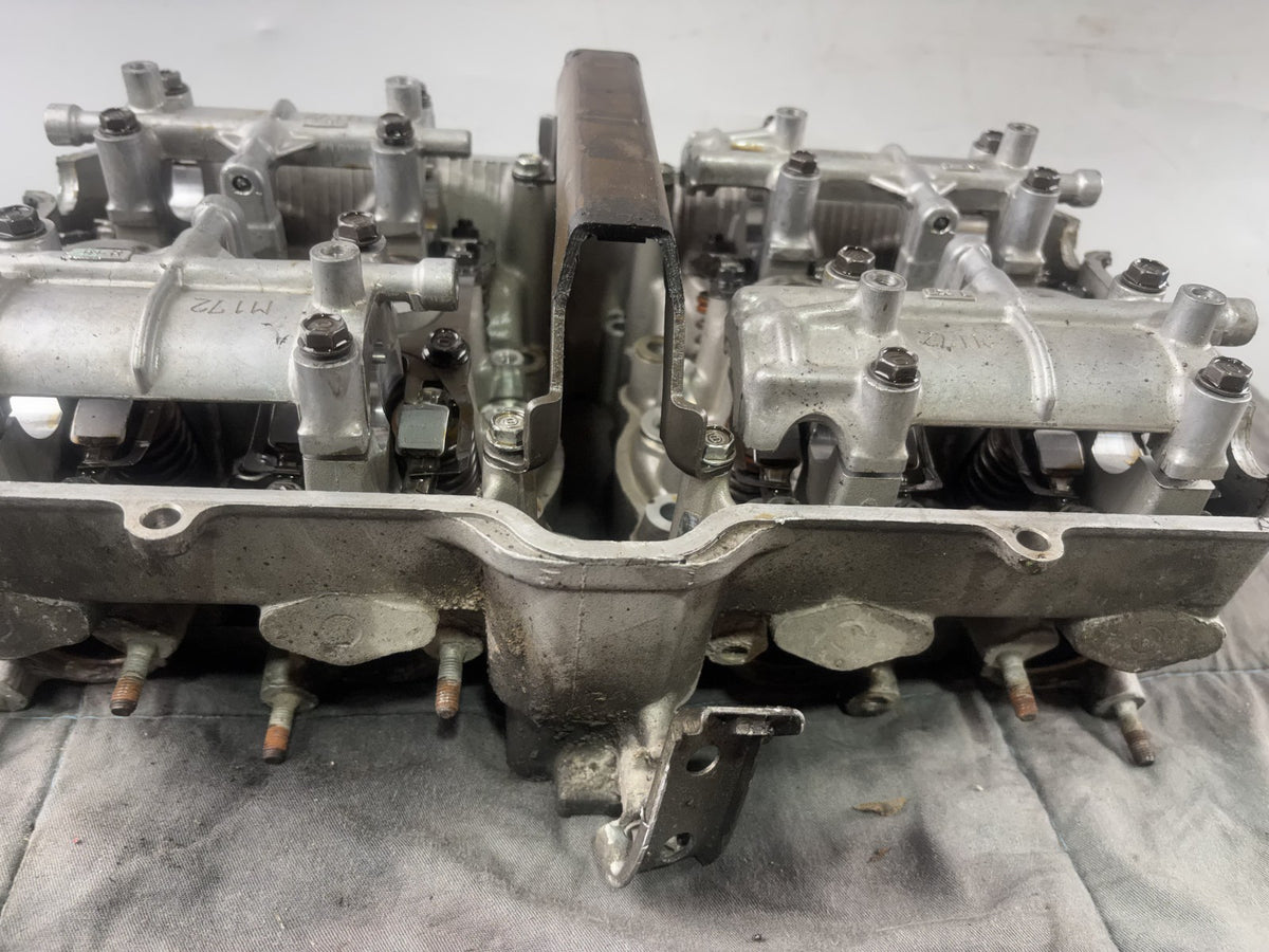 Honda CBR 1000F SC24 Zylinderkopf Cylinder Head Motor Engine