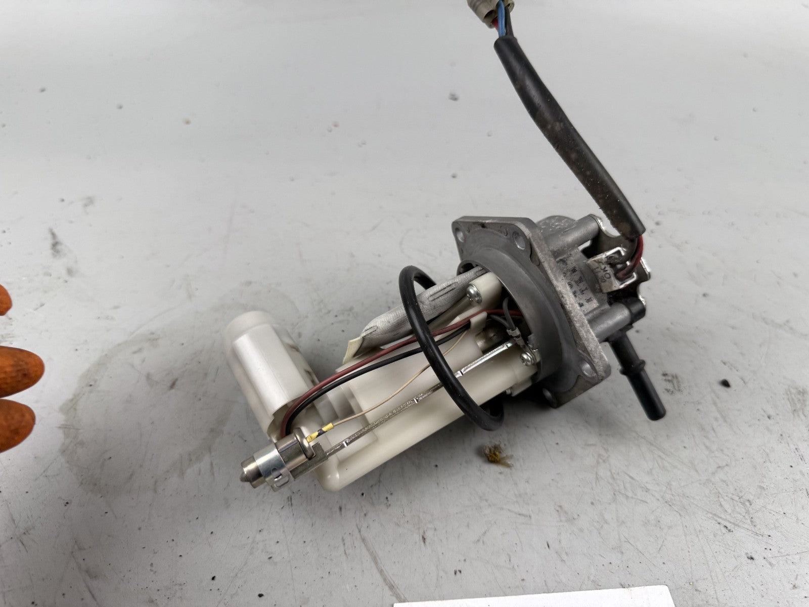 Kawasaki ER6F EX650A Benzinpumpe Pump Tank Fuel Gasoline