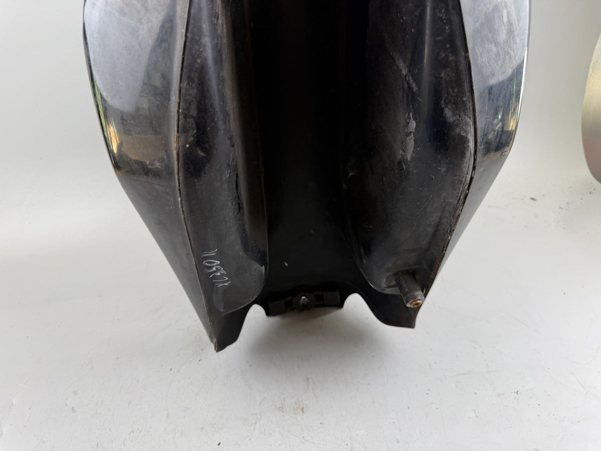 Honda XL350 R ND03 Tank Benzintank Kraftstofftank Gas Gasoline