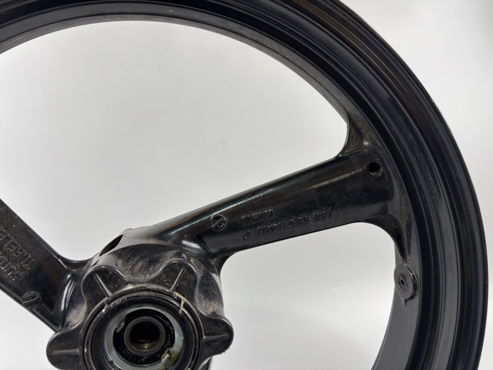 Yamaha SZR 660 Belgarda 4SU Vorderradfelge Felge Rim Rad vorne front Reifen Rad