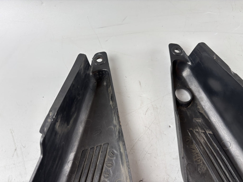 Yamaha FZS600 Fazer RJ02 Seitendeckel Seitenteil Luftftilerkasten Cover Deckel