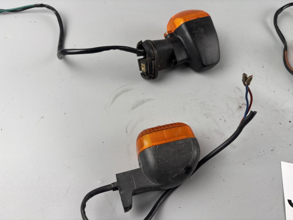 Yamaha YZF 1000 R Thunderace Blinkerset Blinkerpaar Turn Signal Lighters