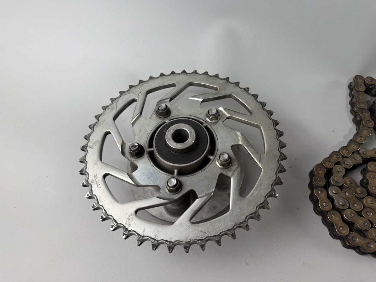 Suzuki GSF 600 Bandit POP WVA8 Kettensatz Kettenkit Chain Kettenrad Träger