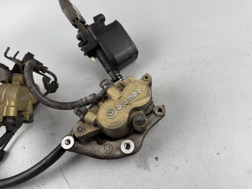 Honda NT650V Deauville RC47 Bremse Bremsanlage Brake vorne front Sattel Pumpe
