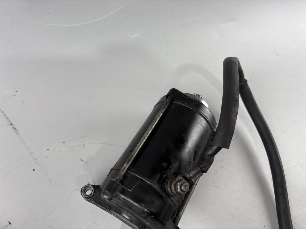 Honda VF 750 F RC15 Anlasser Starter Electric Motor Engine