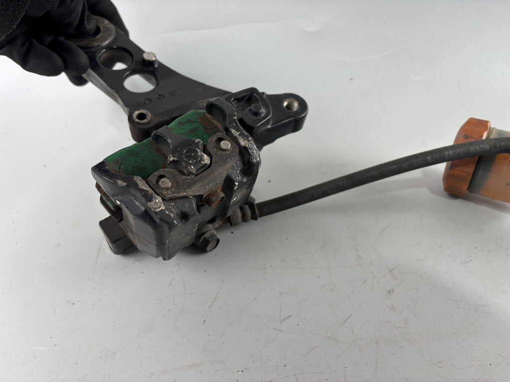 Honda VF 750 F RC15 Bremse Bremsanlage hinten back Sattel Pumpe Leitung