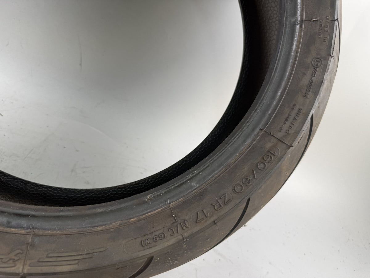 Motorrad Reifen Wheel 160/60 ZR17 Michelin Pilot 49/2021 DOT 4,5mm