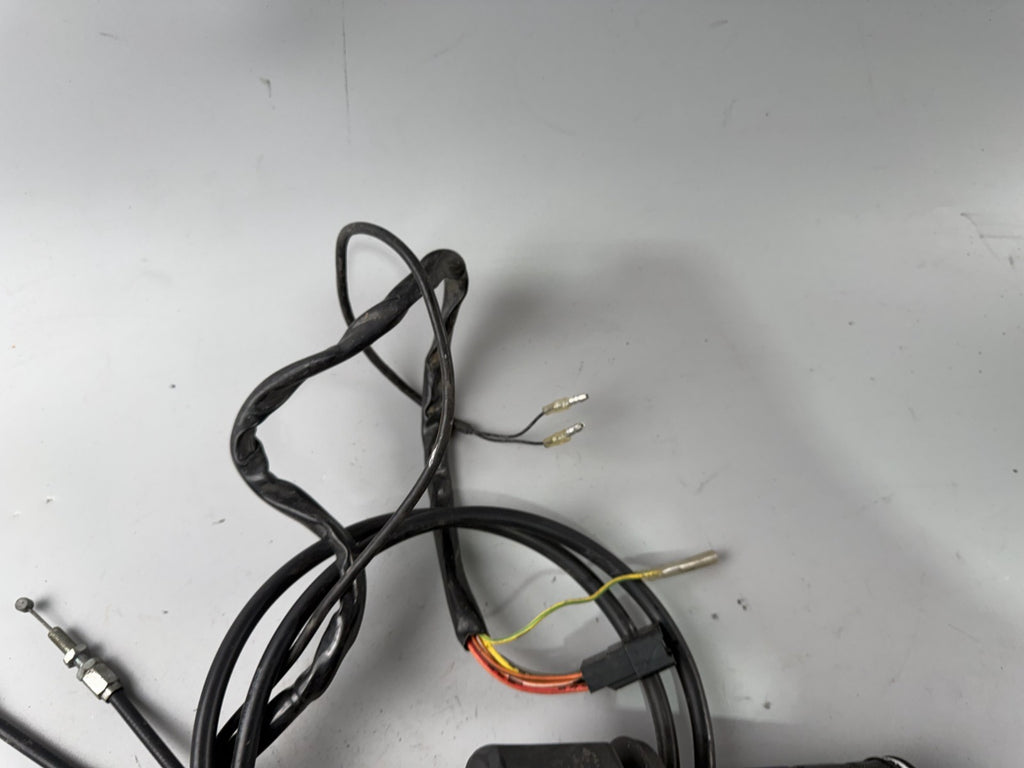 Suzuki GSF600 GN77B Bandit Lenkerschalter Lenkerarmatur Handlebar rechts right