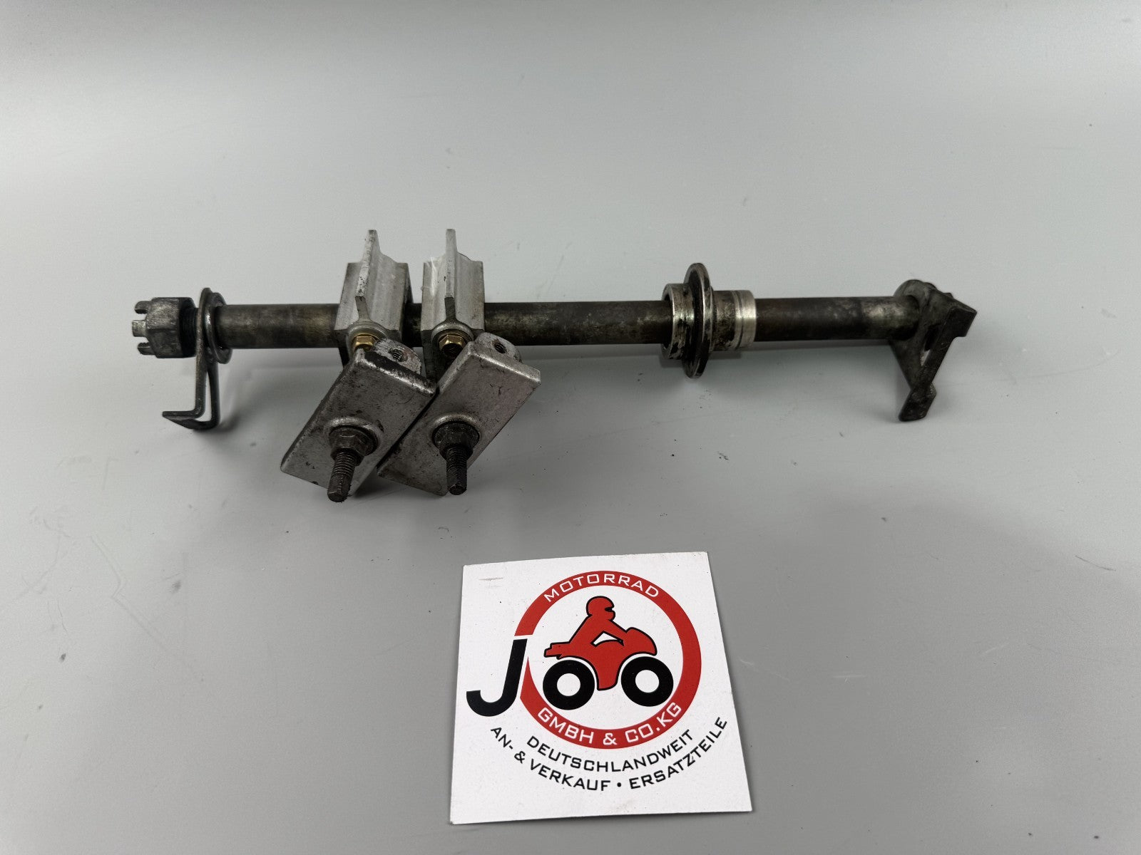 Kawasaki ZX-6R ZX600F Achse Hinterradachse Aufhängung Kettenspanner