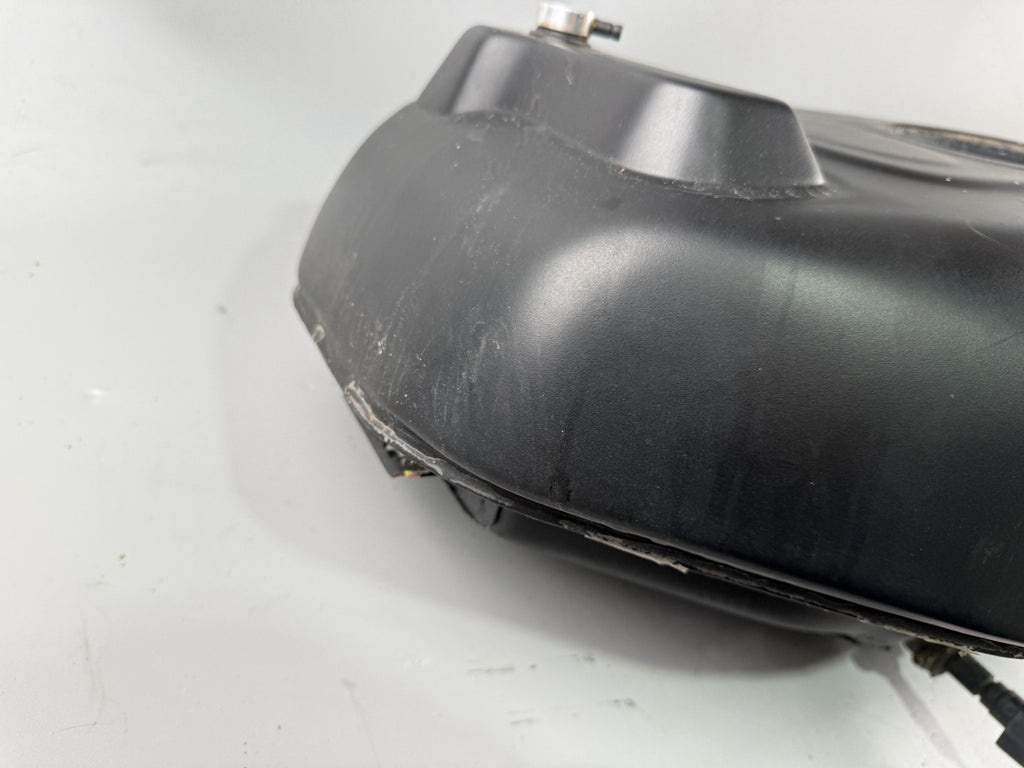 Suzuki GSX - R 1100 GV73C Tank Benzintank Fuel Gas Kraftstoff Treibstoff