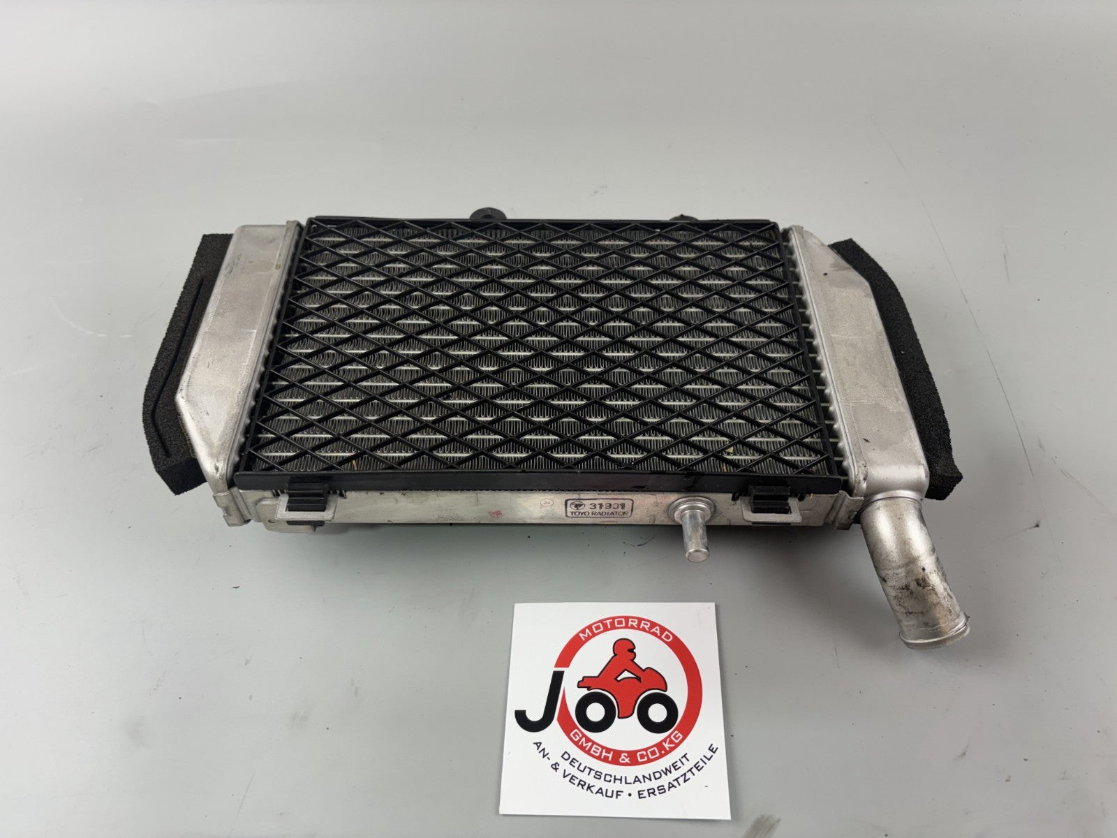 Honda VFR800 RC46/2 VTEC Wasserkühler Watercooler Liquid Kühlung rechts right