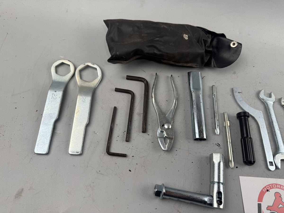Kawasaki ER 6 N ER650A Bordwerkzeug Werkzeugtasche Werkzeugset Tools