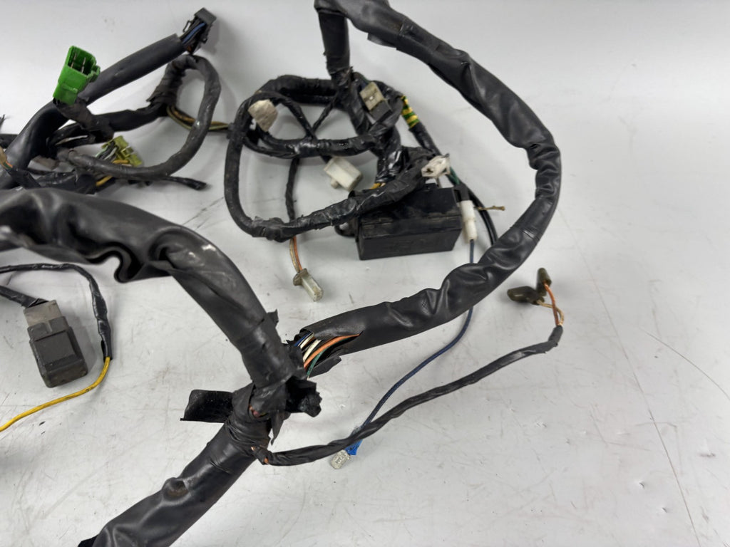 Suzuki GSX-R 750 W GR7BB Kabelbaum Cable Stecker Electric
