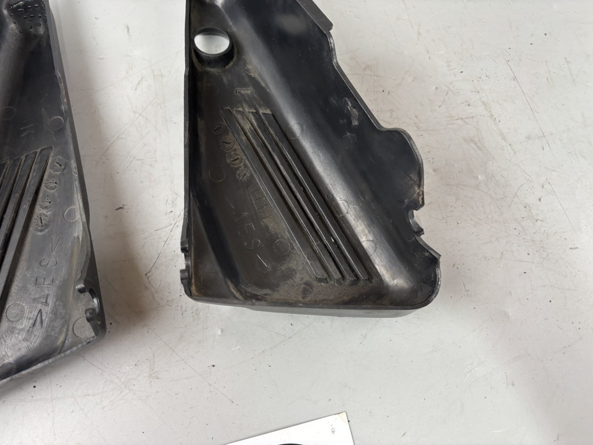 Yamaha FZS600 Fazer RJ02 Seitendeckel Seitenteil Luftftilerkasten Cover Deckel