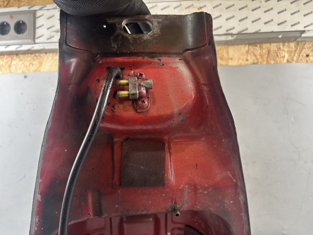 Yamaha TDM 850 3VD Benzintank Tank Kraftstoff Treibstoff Fuel Gas Gasoline