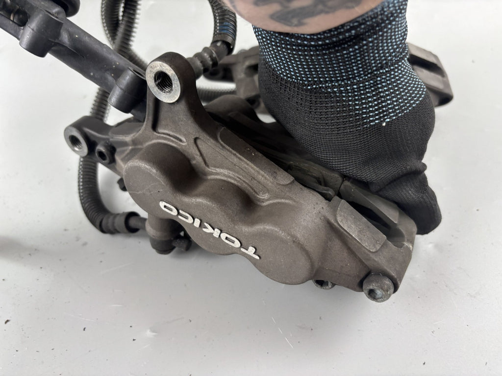 Kawasaki ZRX1100 ZRT10C Bremsanlage Bremse Brake Sattel Pumpe vorne front