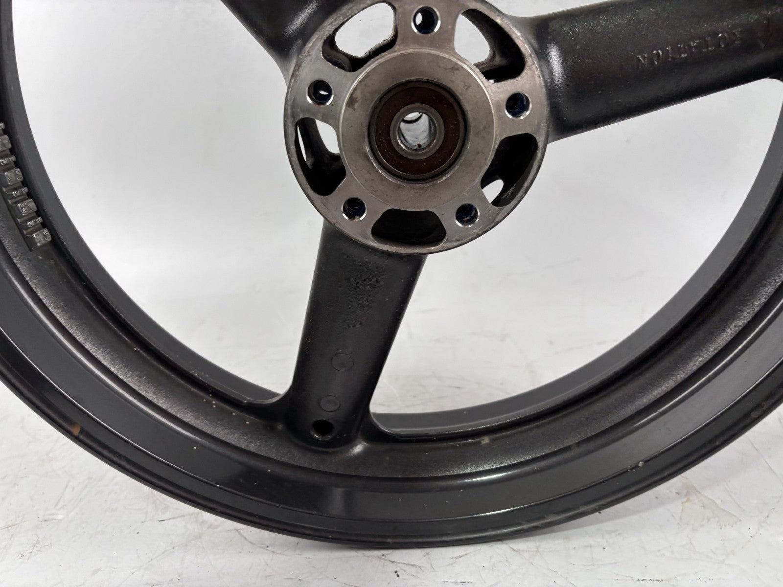 Suzuki GSX 750 F AK11 Vorderradfelge Felge Rim Rad vorne front Reifen Rad