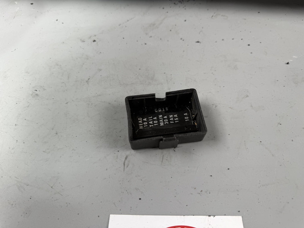 Triumph Tiger 900 T400 Sicherungskastendeckel Cover Abdeckung