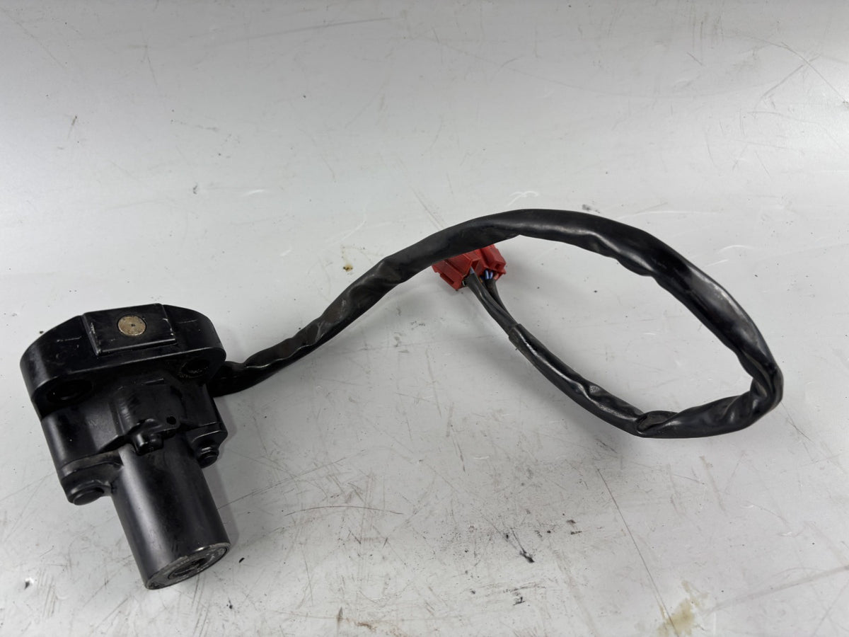 Yamaha FZS600 Fazer RJ02 Schlosssatz Key Lock Zündschloss Sitzbank Tankschloss