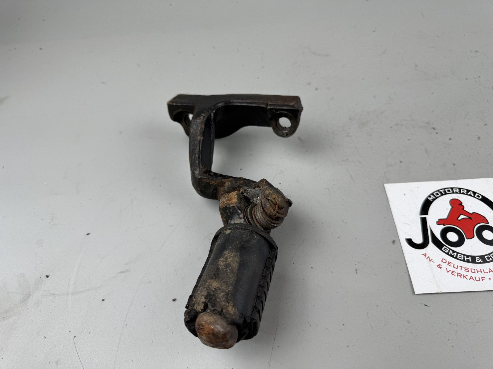 Honda XL350 R ND03 Fußrastenanlage Fußraste Hangers front vorne rechts right